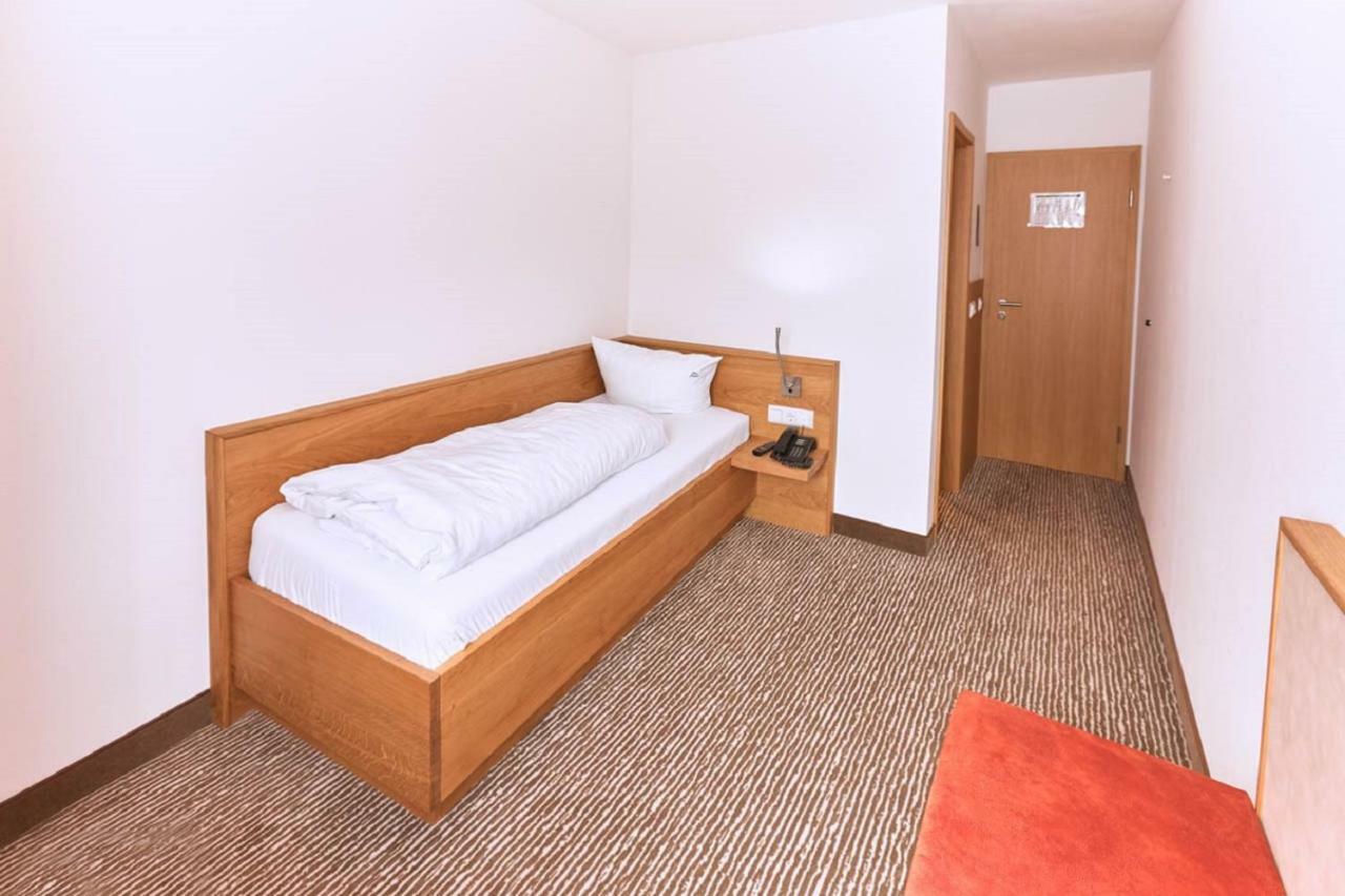 Gasthof-Hotel Pietsch Freystadt Екстериор снимка